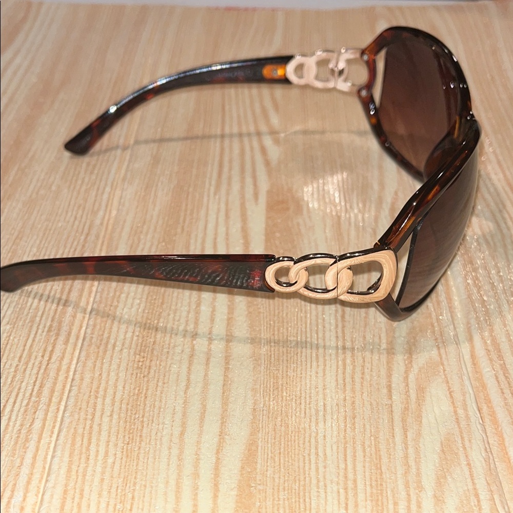 Ann Taylor Tortoise Shell Oversized Sunglasses Ex… - image 5